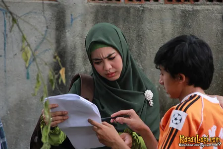 Foto Oki Setiana Dewi