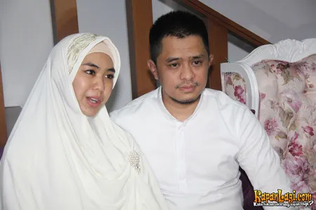 Foto Oki Setiana Dewi