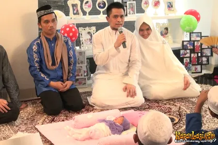 Foto Oki Setiana Dewi