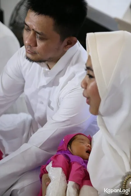 Foto Oki Setiana Dewi