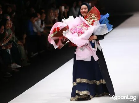 Foto Oki Setiana Dewi