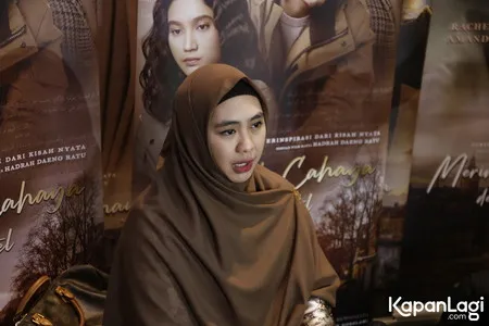 Foto Oki Setiana Dewi