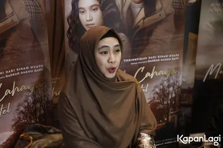 Foto Oki Setiana Dewi