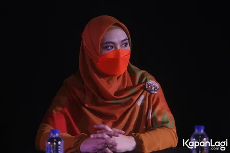 Foto Oki Setiana Dewi