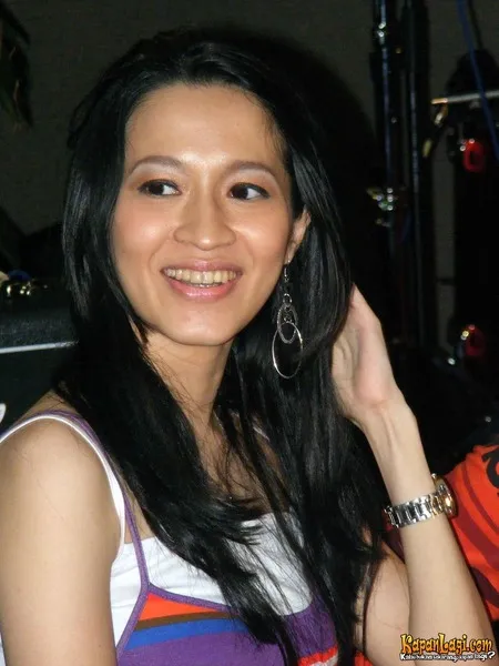 Foto Okie Agustina