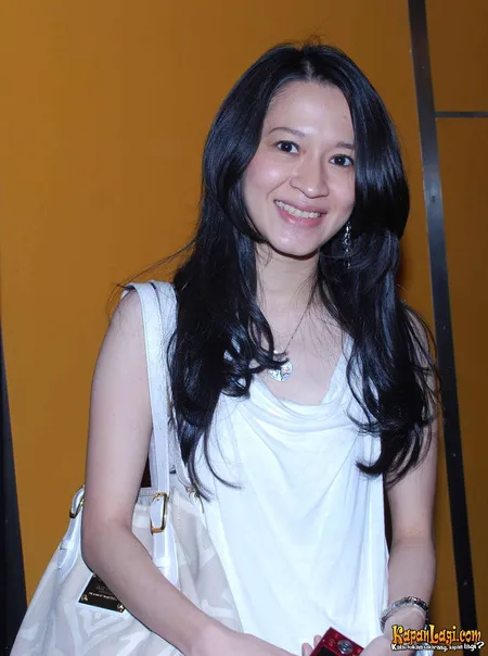 Foto Okie Agustina