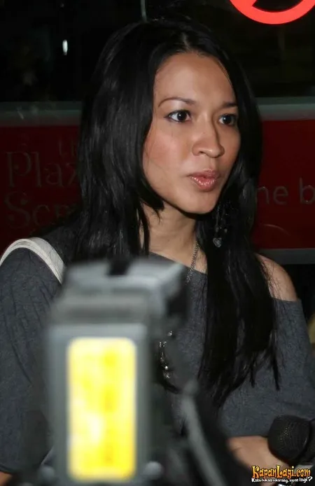 Foto Okie Agustina