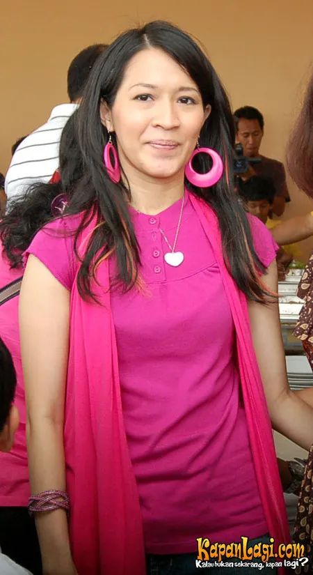 Foto Okie Agustina