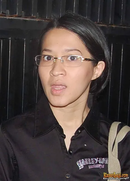 Foto Okie Agustina