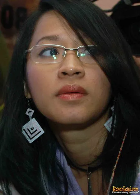 Foto Okie Agustina