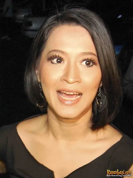 Foto Okie Agustina