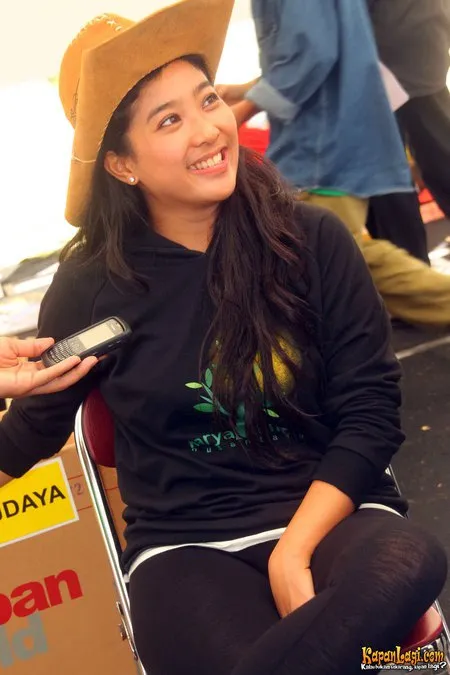 Foto Olivia Zalianty