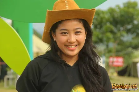 Foto Olivia Zalianty