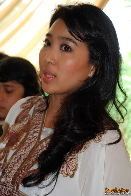 Foto Olivia Zalianty