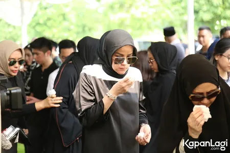 Foto Olla Ramlan