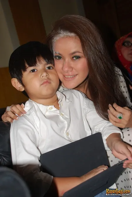 Foto Olla Ramlan
