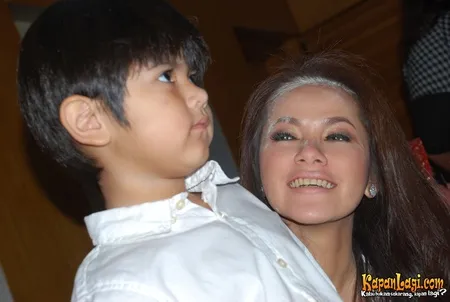 Foto Olla Ramlan
