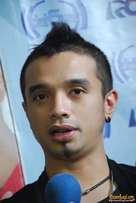 Foto Onci Ungu