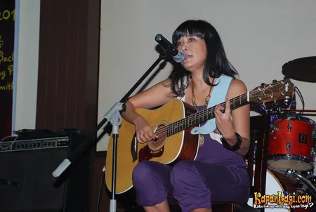 Foto Oppie Andaresta