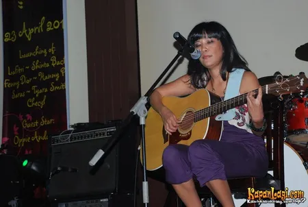 Foto Oppie Andaresta