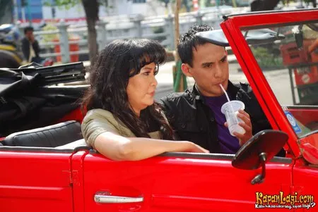 Foto Oppie Andaresta