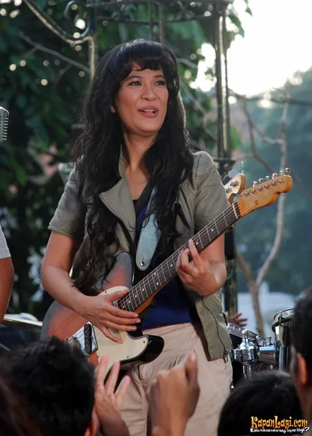 Foto Oppie Andaresta