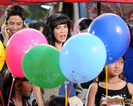 Foto Oppie Andaresta