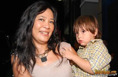 Foto Oppie Andaresta