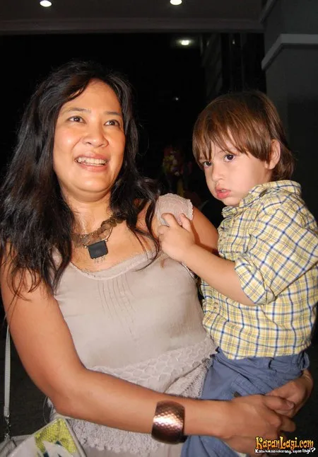 Foto Oppie Andaresta