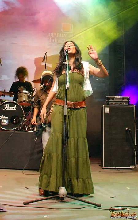 Foto Oppie Andaresta