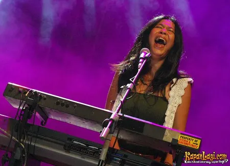 Foto Oppie Andaresta