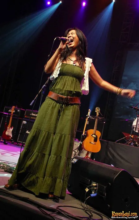 Foto Oppie Andaresta