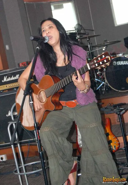 Foto Oppie Andaresta