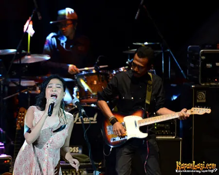 Foto Oppie Andaresta