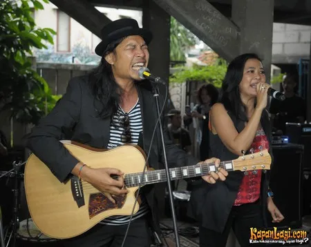 Foto Oppie Andaresta