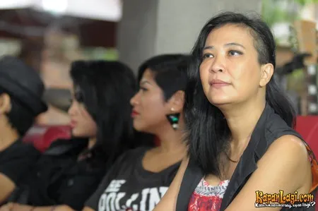 Foto Oppie Andaresta