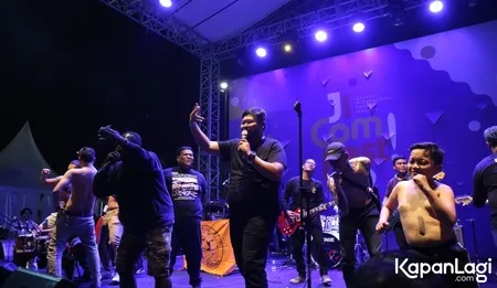 Foto Orkes Pensil Alis Young Lex