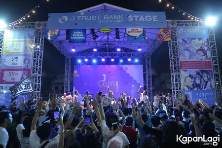 Foto Orkes Pensil Alis Young Lex