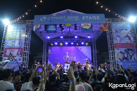 Foto Orkes Pensil Alis Young Lex