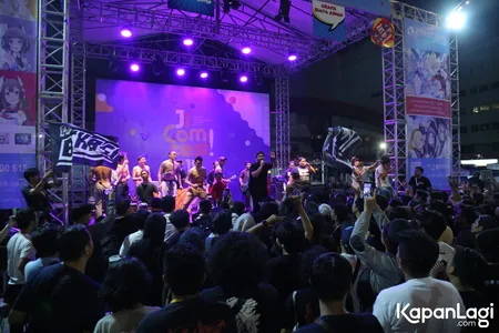 Foto Orkes Pensil Alis Young Lex