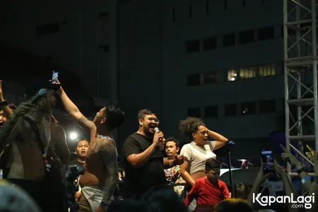 Foto Orkes Pensil Alis Young Lex