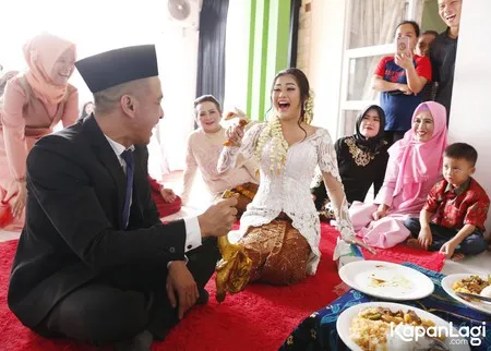 Foto Ovi Duo Serigala