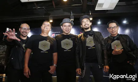Foto Padi Reborn