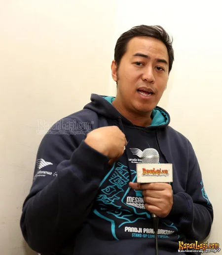 Foto Pandji Pragiwaksono
