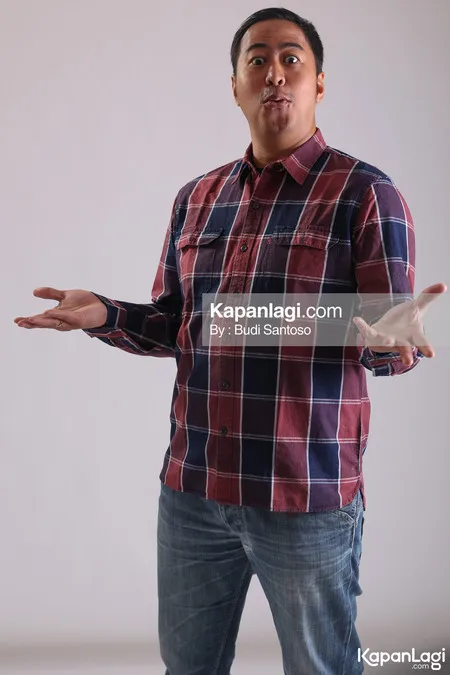 Foto Pandji Pragiwaksono