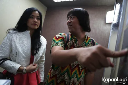 Foto Pandji Pragiwaksono