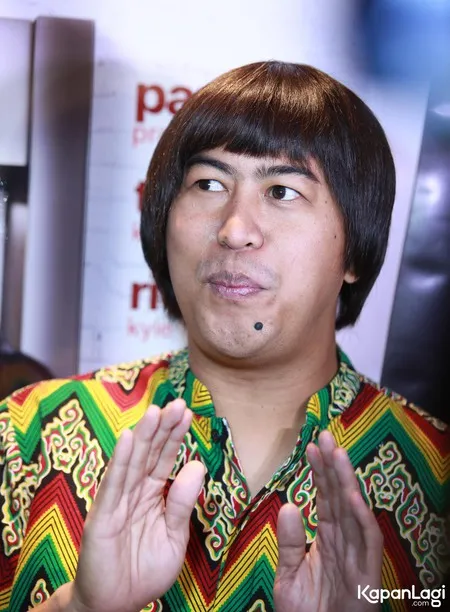 Foto Pandji Pragiwaksono