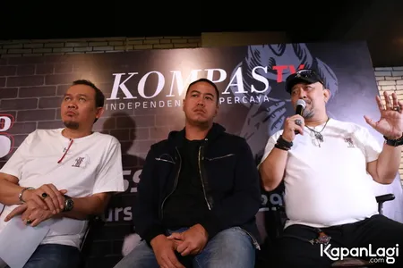 Foto Pandji Pragiwaksono