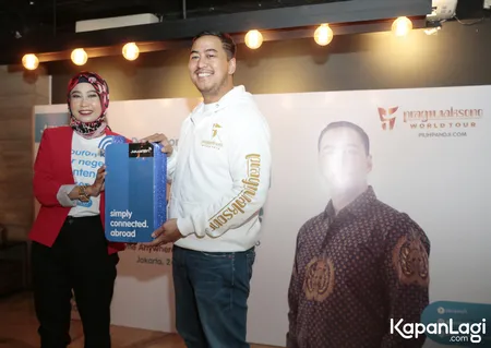 Foto Pandji Pragiwaksono