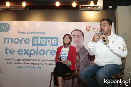 Foto Pandji Pragiwaksono